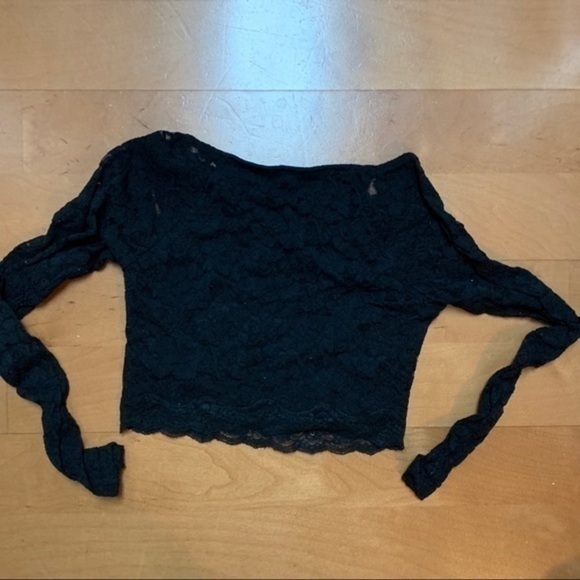 Black Lace long sleeved express crop top small - Picture 8 of 8